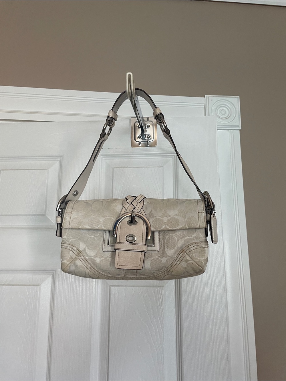 Coach  soho hobo  Bag - Neutral Beige/Tan Y2K